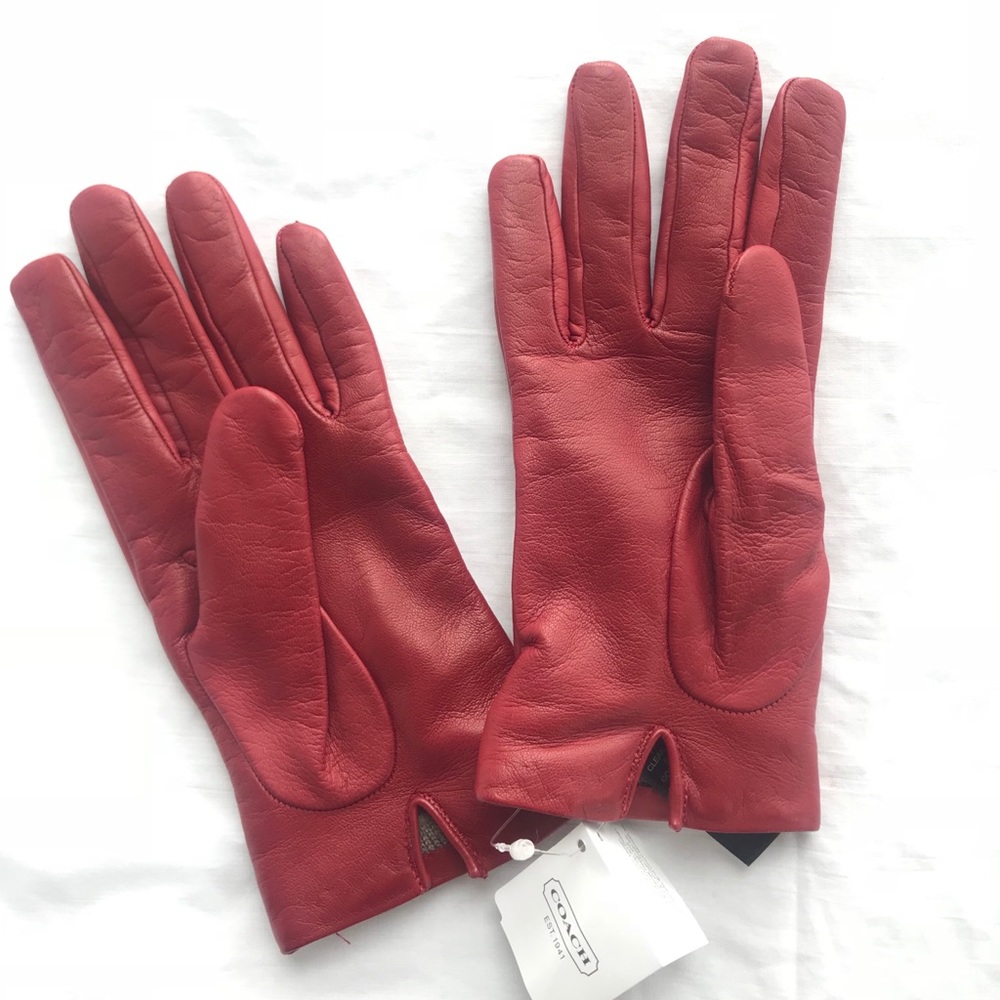 NWT!! Coach leather gloves in black cherry - Picture 2 of 4